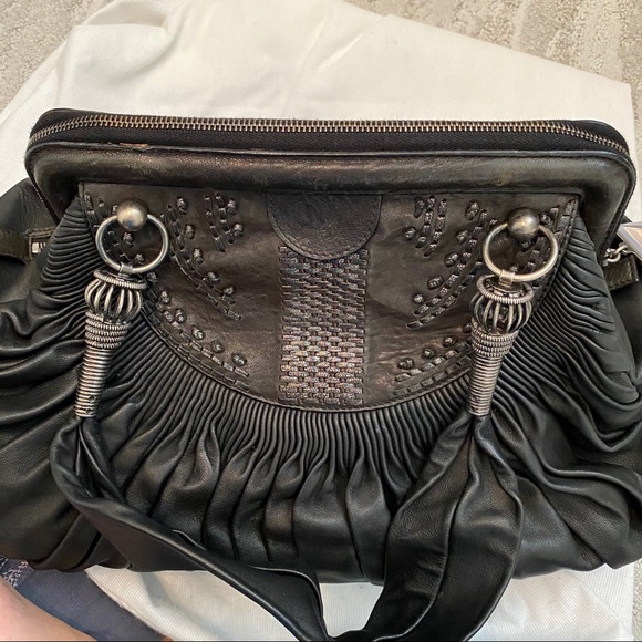 Christian Dior Large Black Pleated Leather Bag - Picture 3 of 9